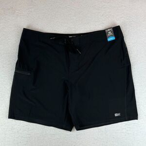 New NWT Mens Salty Crew Pinnacle Long Range Black Board Shorts Swim Suit Size 40